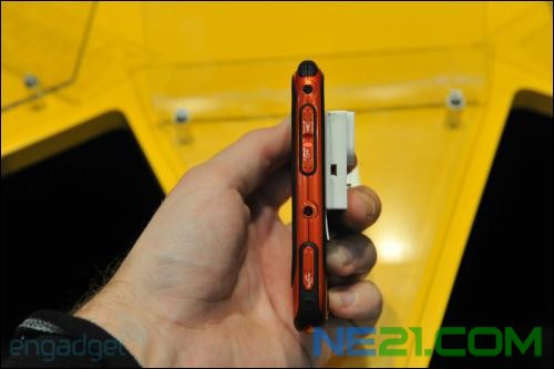 無限續航 Intivation推太陽能手機