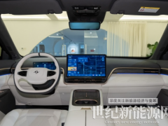 家用新能源六座 SUV 首選！品質靠譜 + 大空間真三排，三代同堂出行超舒適